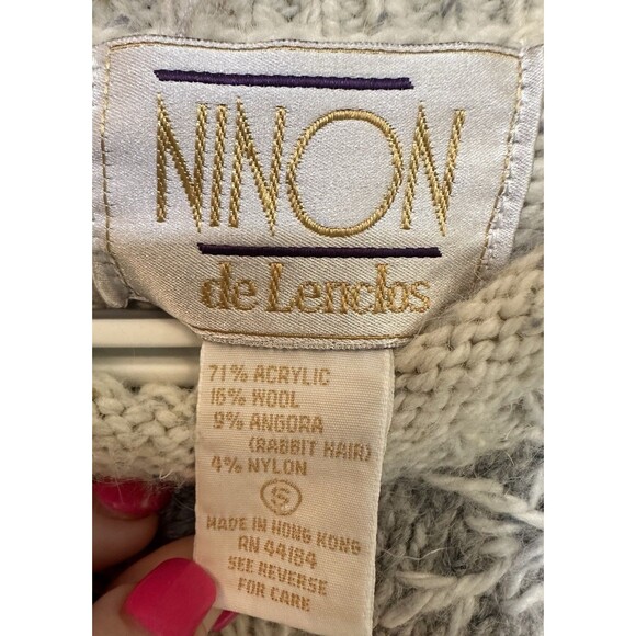 Vintage Ninon de Lenclos Sweater – Wool & Angora Blend, Made in Hong Kong Small - Picture 3 of 4